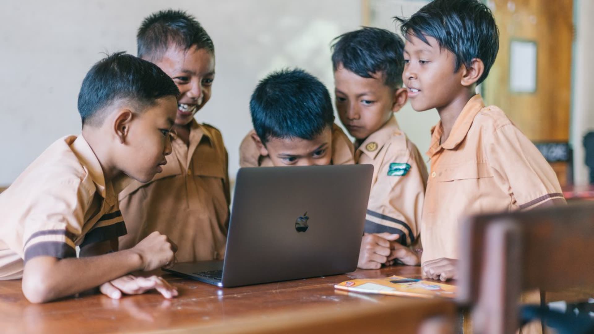 Selamat Datang di SMK Uji MSE11ADX